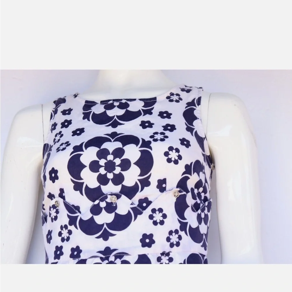 Tory Burch Linen Navy and White Floral Dress. Scalloped edges. Size 6